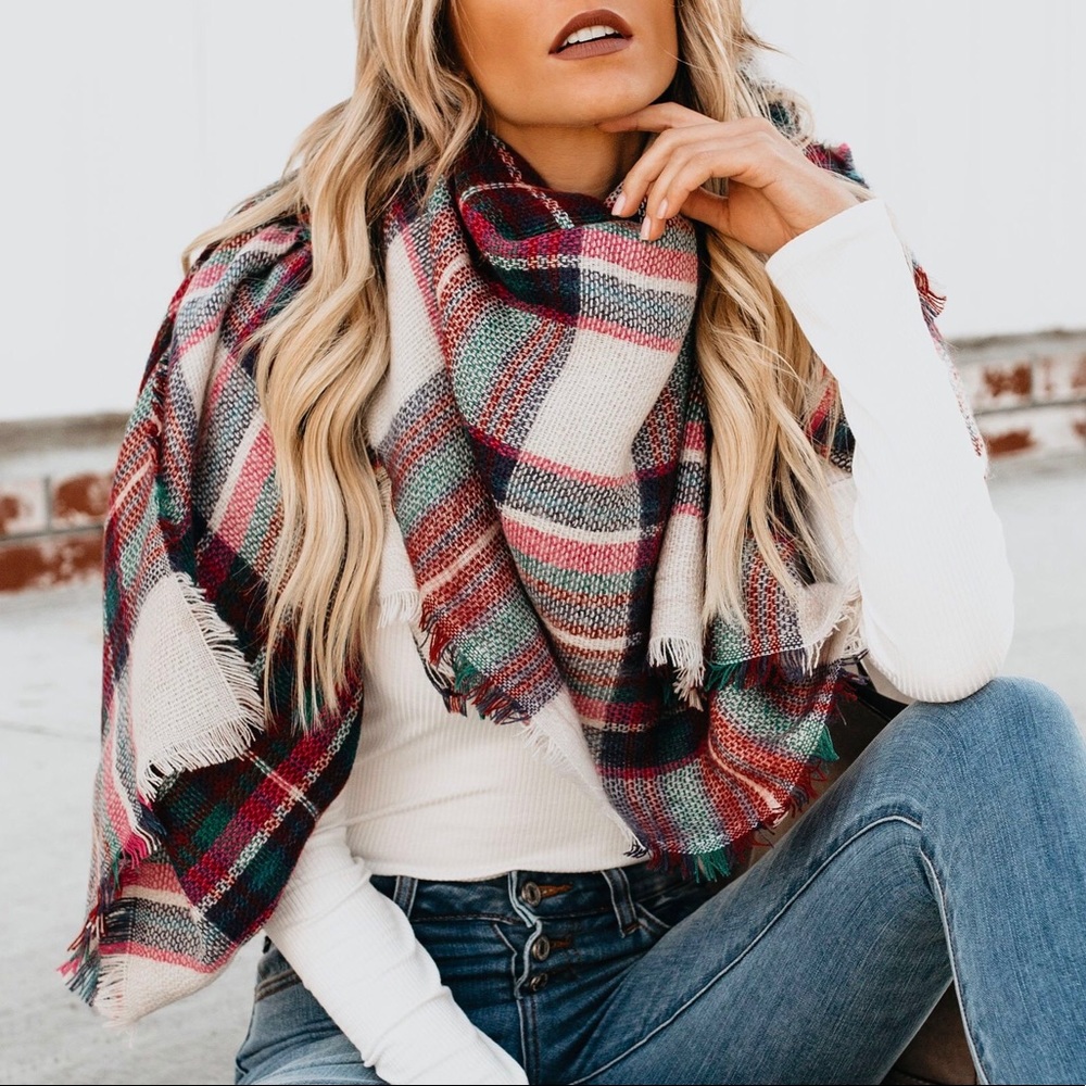 🎄Merry & Bright🎄 Plaid Blanket Scarf
